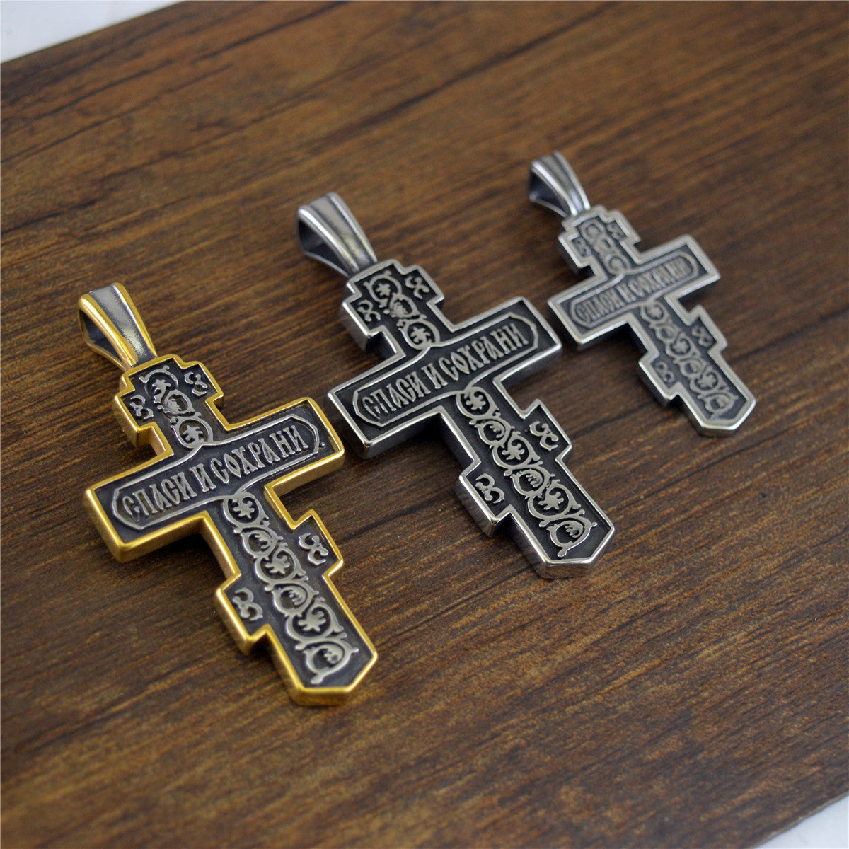 Retro Cross Pendant Necklace