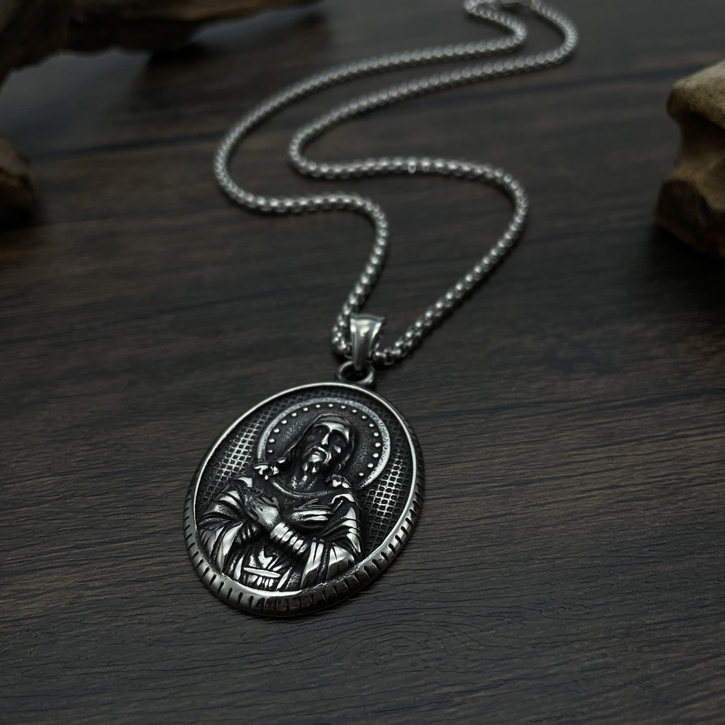 Lord Maria Pendant Necklace