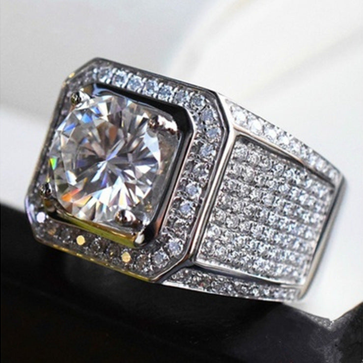 Domineering Diamond Ring