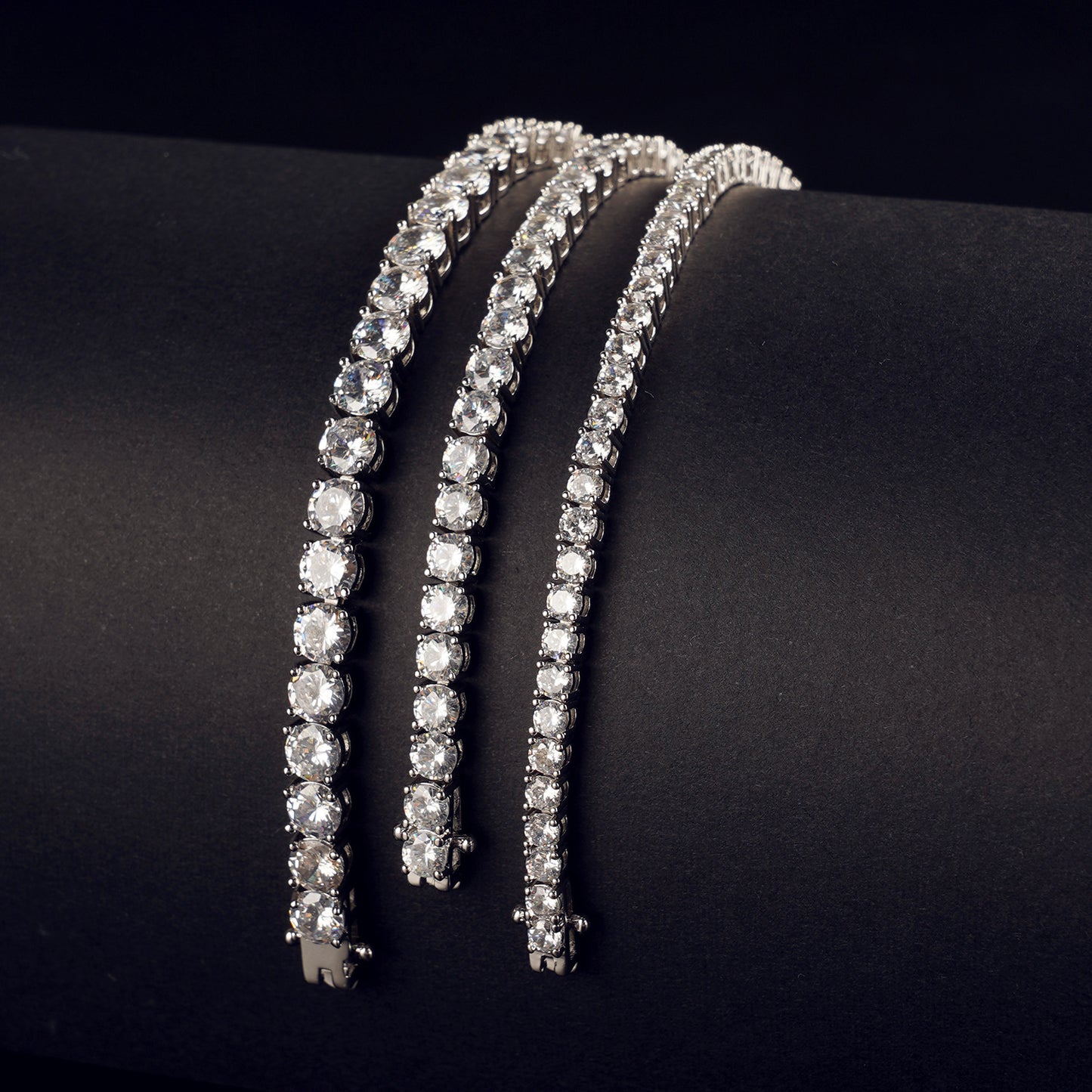 5mm Gold Single row of Tennis Bracelet