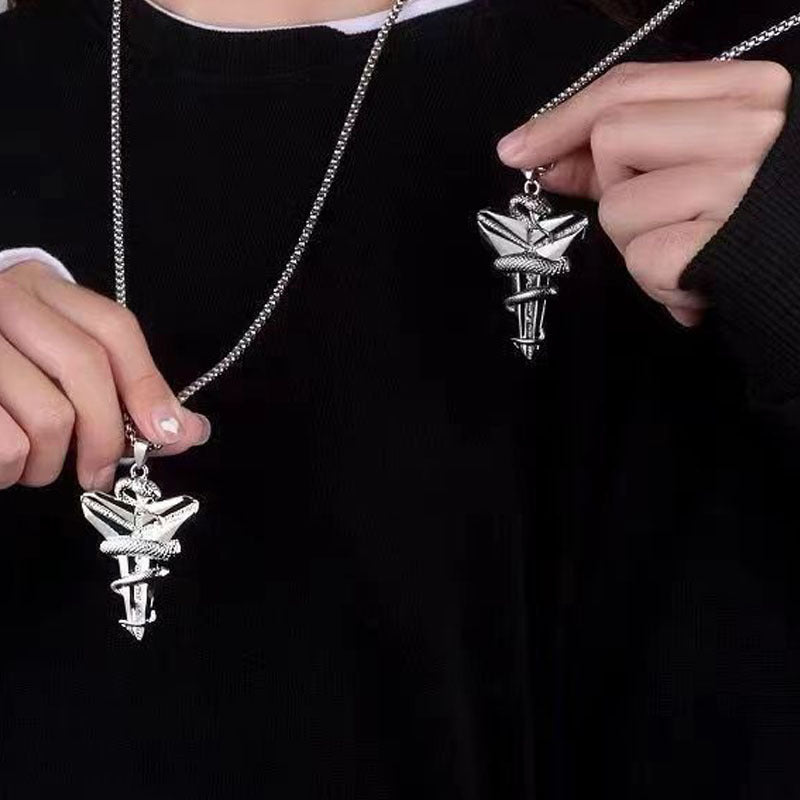 Hamba Poison Snake Pendant Sweater Chain