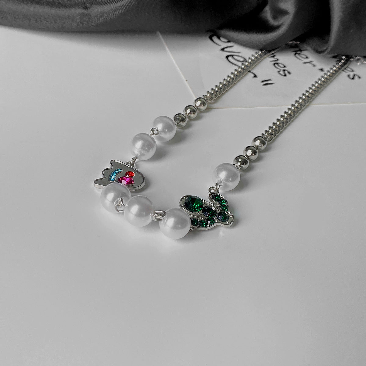 Fairy Palm Pearl Splicing Titanium Steel Pearl Chain