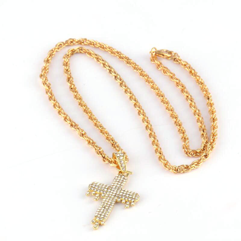 Stylish Cross Pendant Inlaid Diamond Necklace