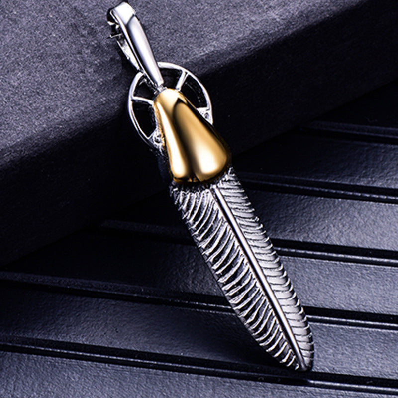 Vintage Feather Pendant Necklace