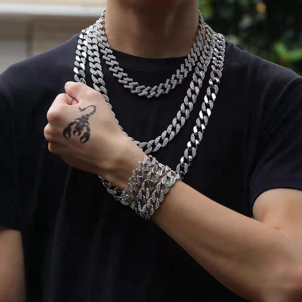 18K Gold Diamond Cuban Chain Necklace