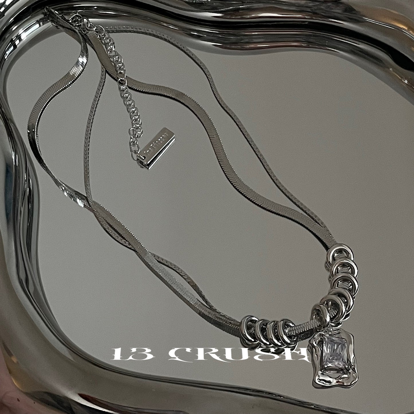 Opalescence Pendant Sliver Thick Necklace