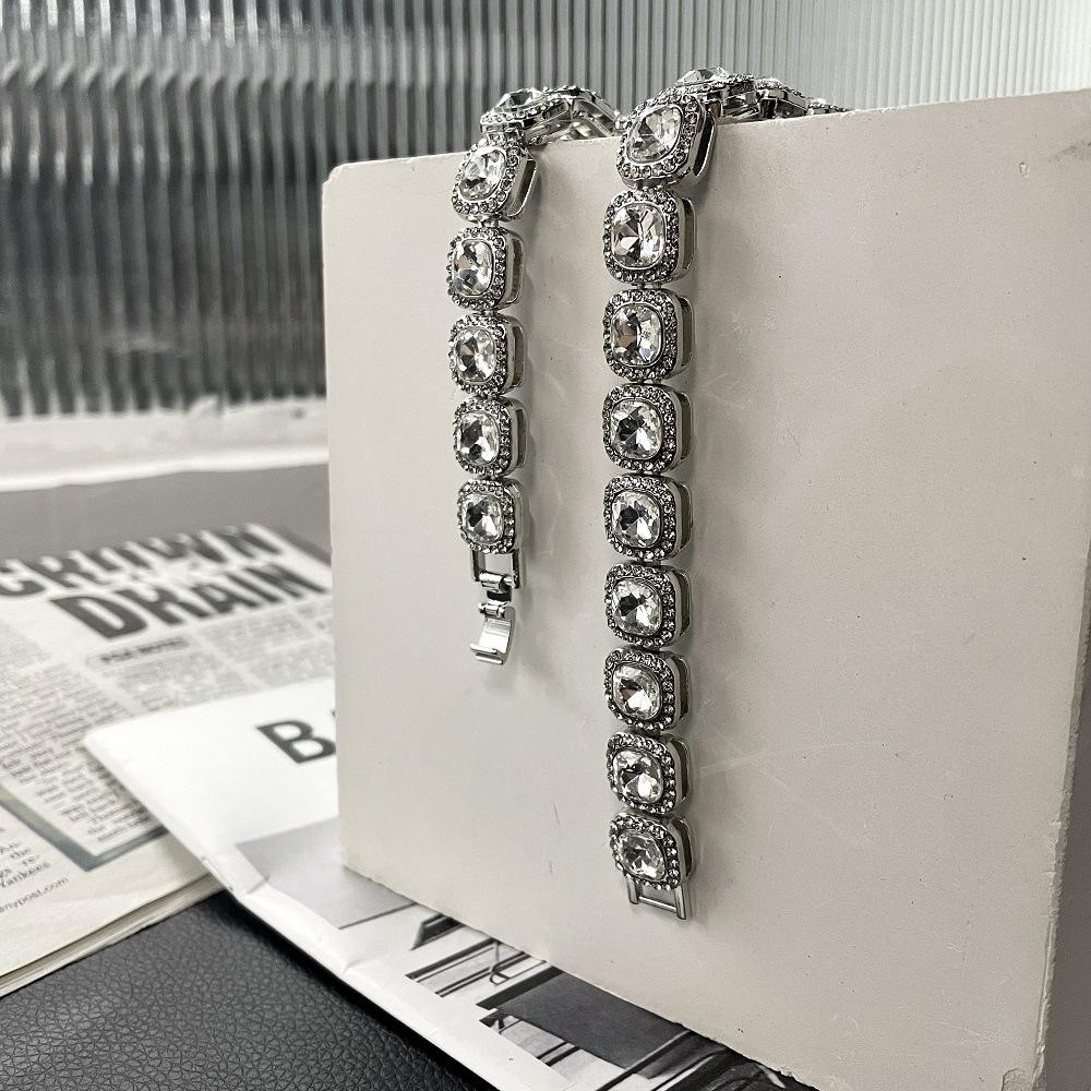 Crystal Sugar Diamond Chain