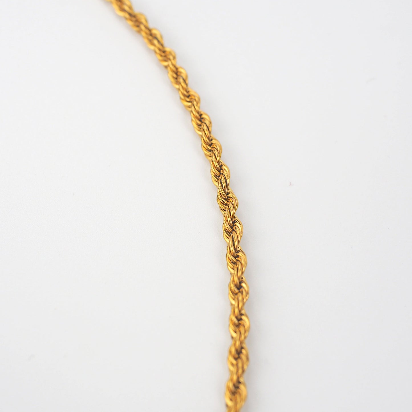 US Diamond Single Letter Pendant Necklace