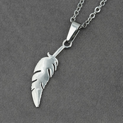 Feather Pendant Sweater Chain
