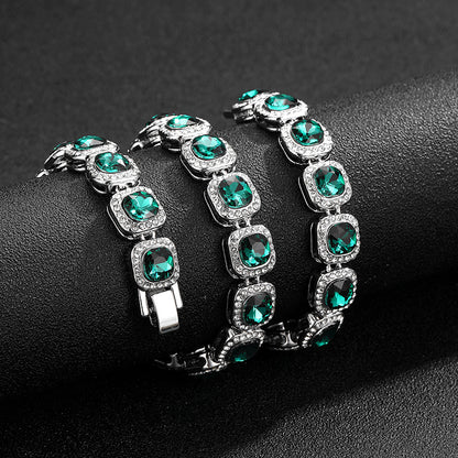 Diamond-paused Emerald Rock Cugar Circular Plain Bracelet