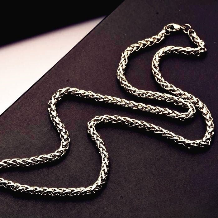Trendy Titanium Collarbone Keel Snake Chain