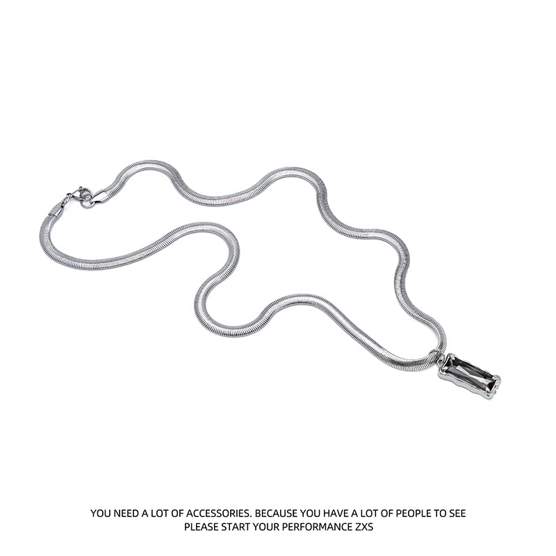 Advanced Design Black Pendant Necklace